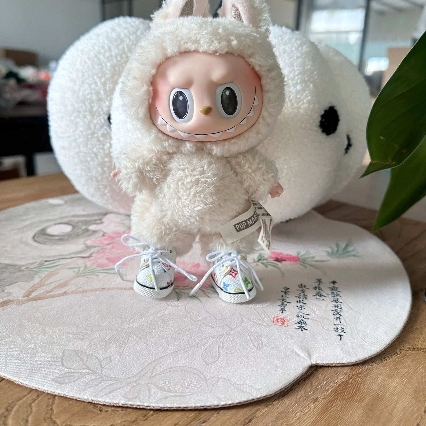 {SHOES} labubu 靴のみ ( 人形なし )