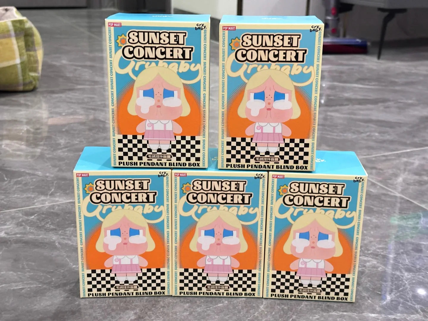 CRYBABY サンセットコンサートシリーズピュッシュブラインドボックス