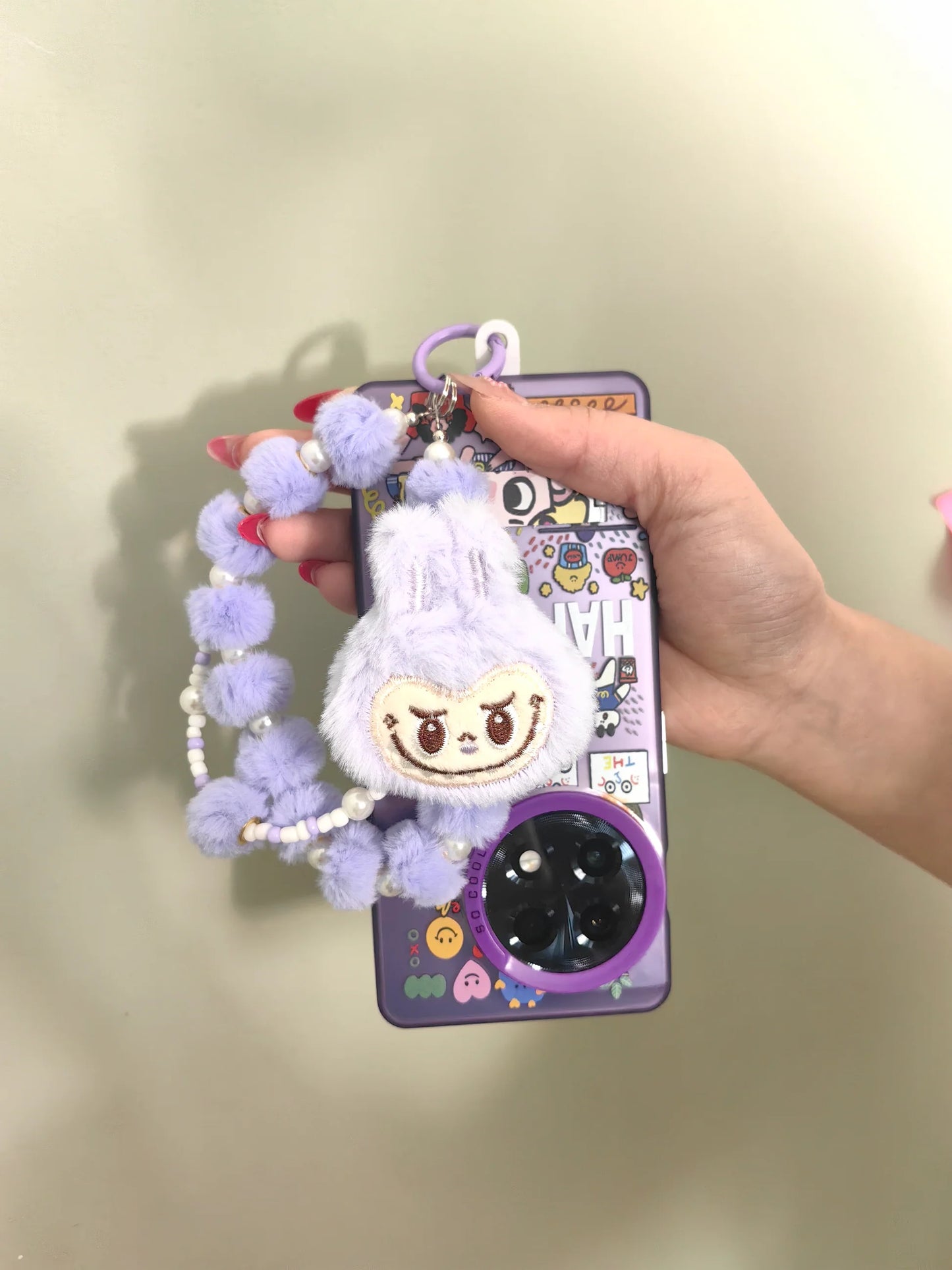 labubu 電話チェーン